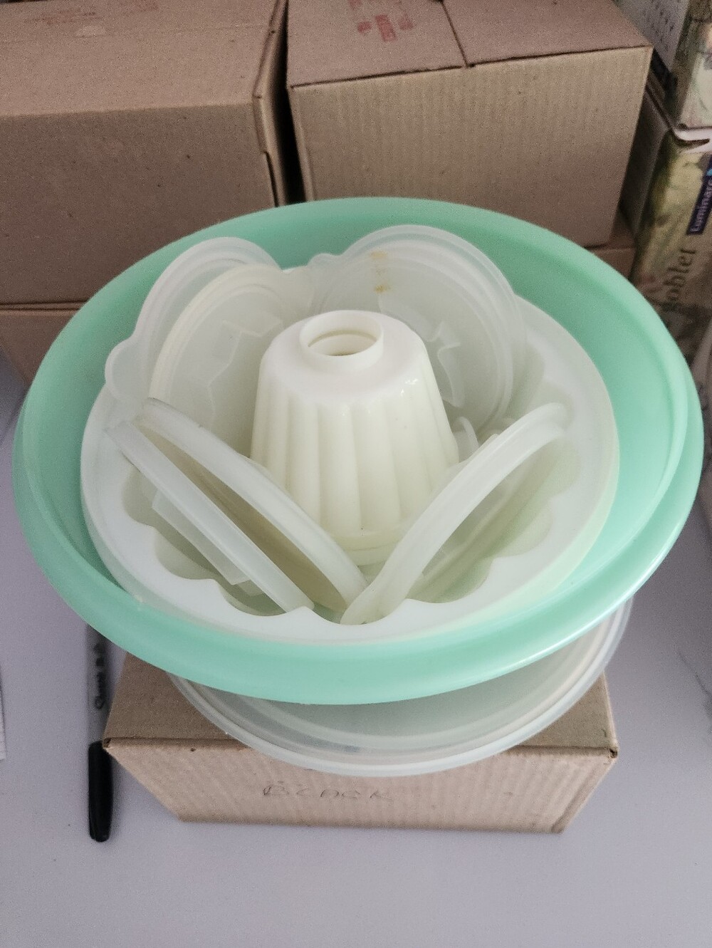 Vintage Tupperware Jel-N-Serve Mint Green Jello Mold Set